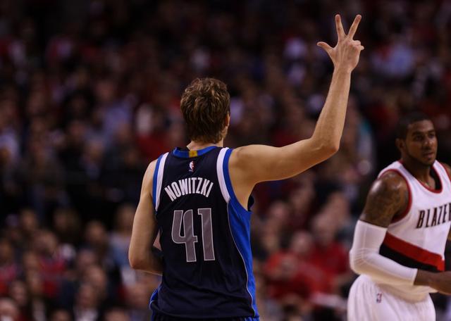 三分球被 三分球被